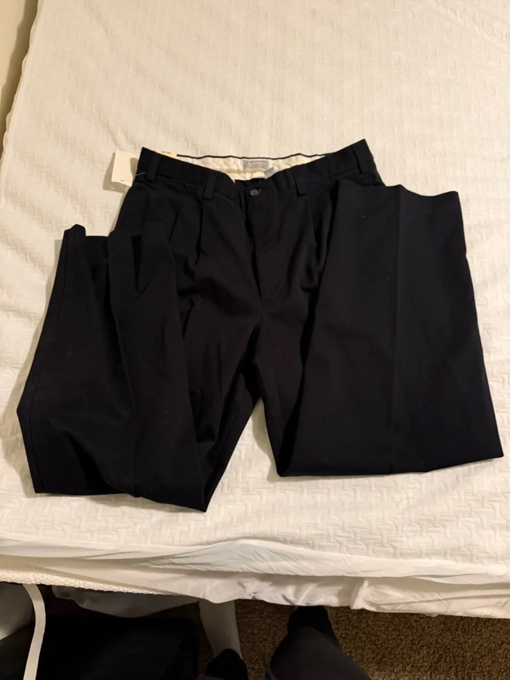 Old Navy Men's Pleated No‎ Wrinkle Dress Pants - Black 36x30